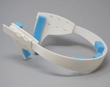 Prototype of a headset for treating ADHD in children without the use of drugs